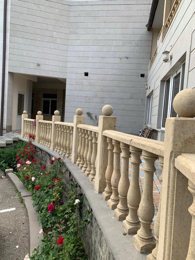 Hotel Ashot Erkat Sevan Buitenkant foto